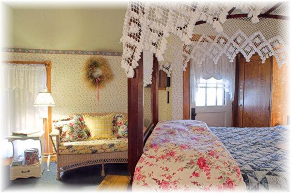 White Lace Inn Стърджън Бей Стая снимка