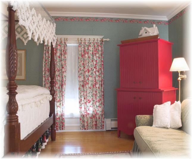White Lace Inn Стърджън Бей Стая снимка